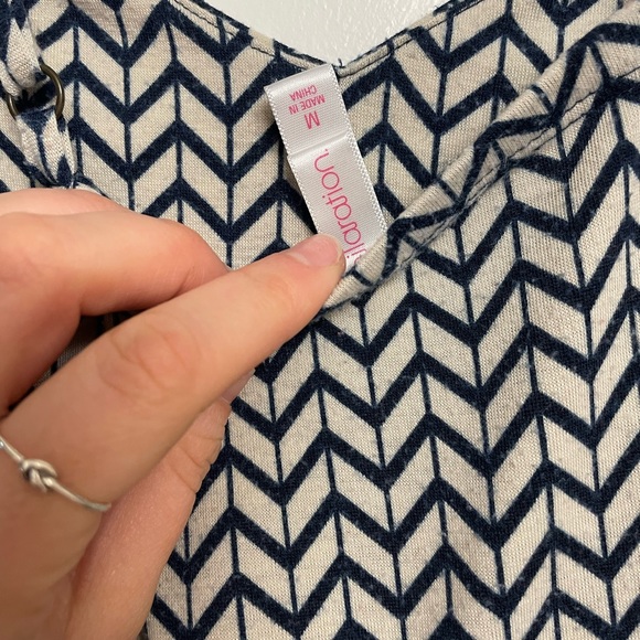 Dress - Picture 5 of 5